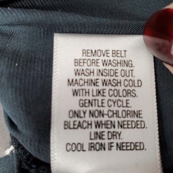 BLOUSE- Womens- Simply Vera Vera Wang- Size Medium - Picture 11 of 11